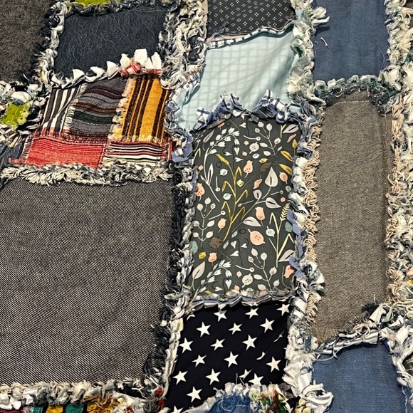 Handmade Rag Quilt - Picture 2 of 6